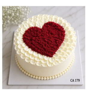 Artisanal heart shaped cake CA179